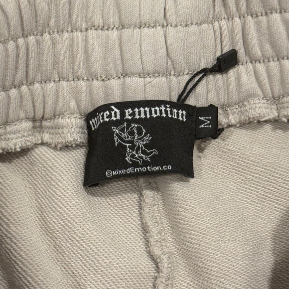 Mixed Emotions Grey 'Crown' Sweatpant - Picture 4 of 4